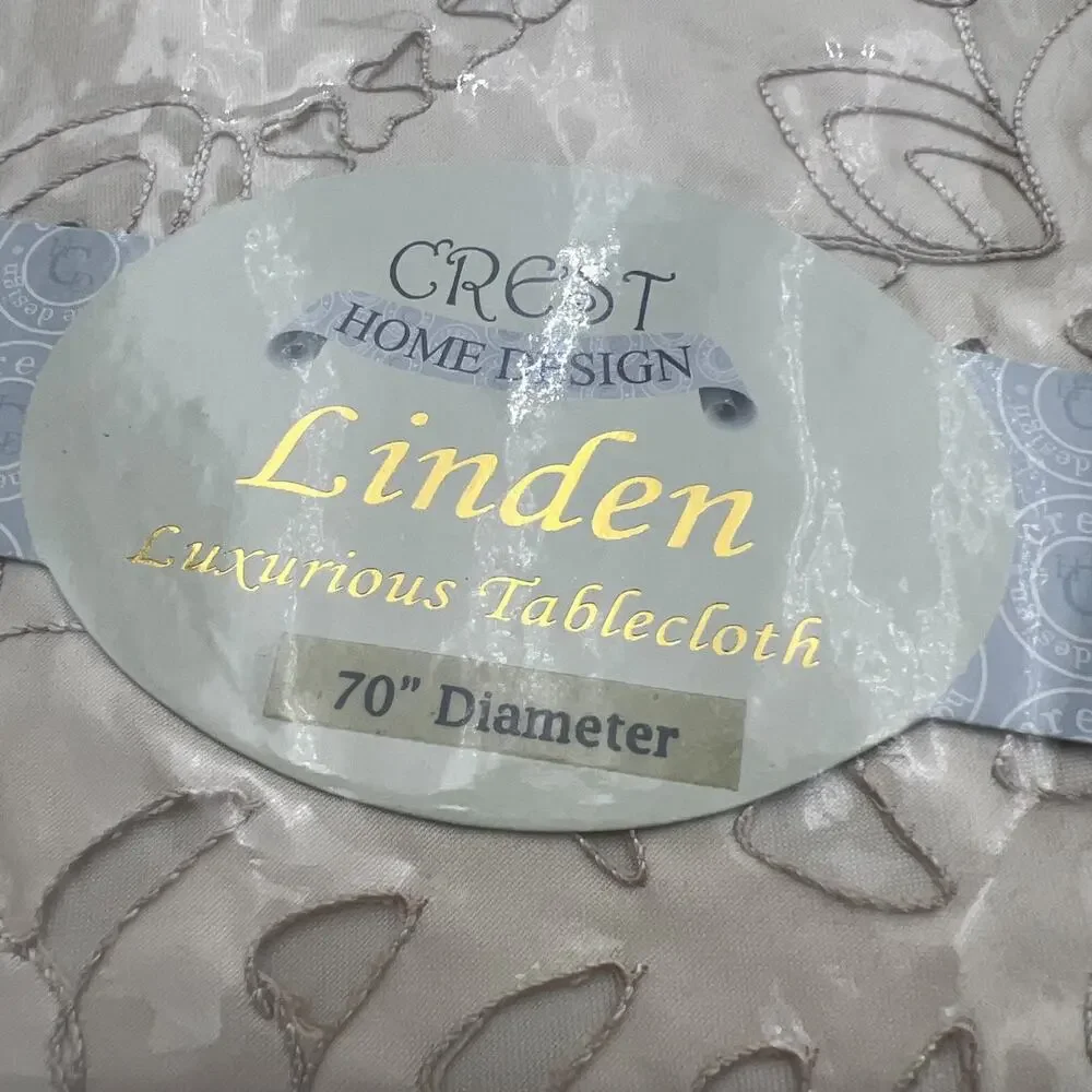 NOS Crest Home Design Chelsea Luxurious TableCloth 70” Diameter Gold Embroidered - Picture 6 of 13
